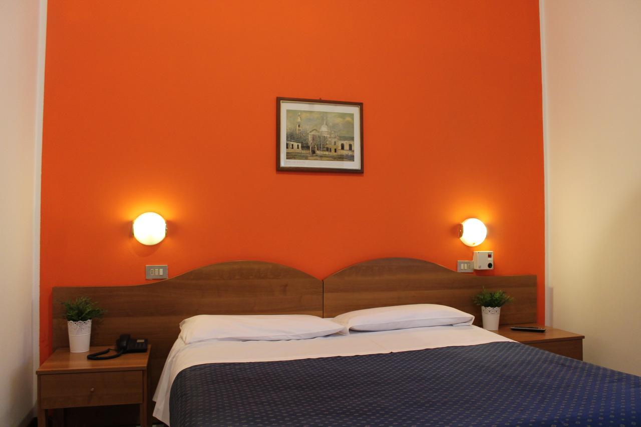 Hotel La Pace Milaan Buitenkant foto