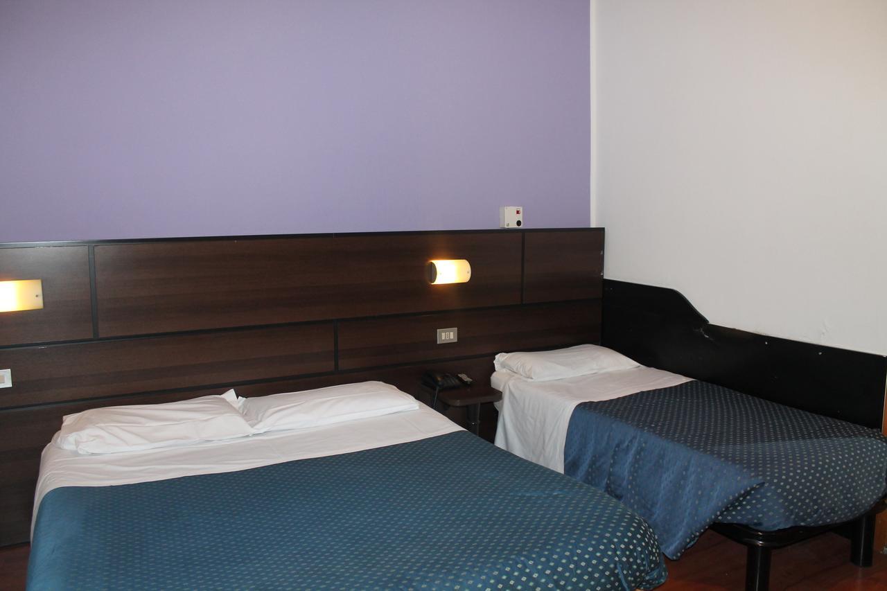 Hotel La Pace Milaan Buitenkant foto